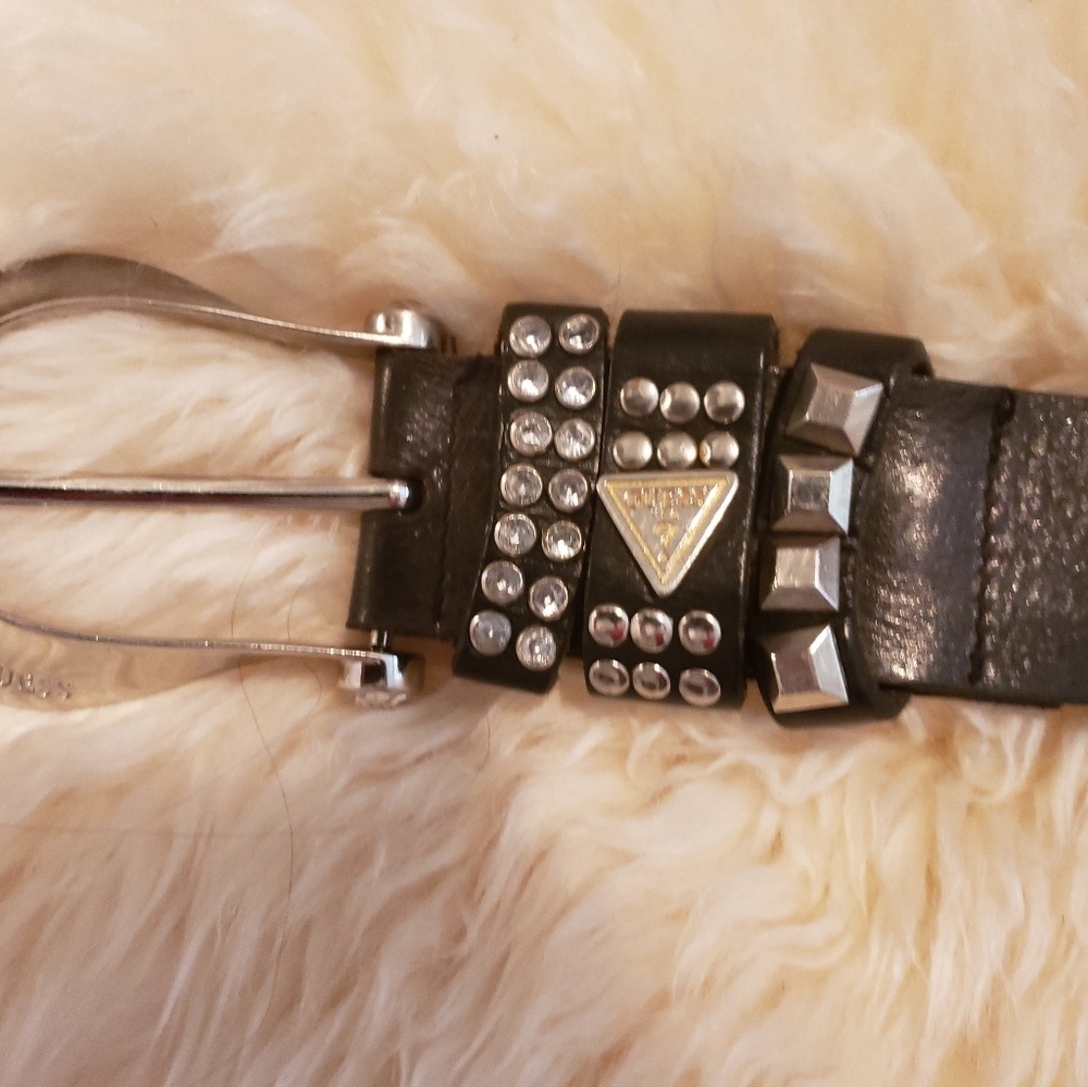 Guess belt